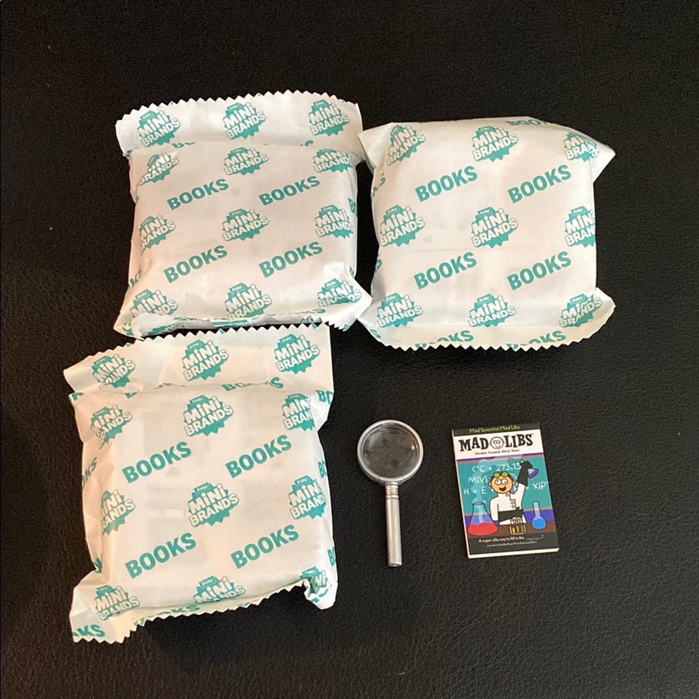 Party Supplies Set with Magnifying Glass